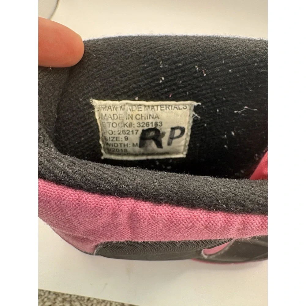 Arctic Shield Girls Pink Insulated Winter Snow Boots Sz 9 Gorpcore Color Block